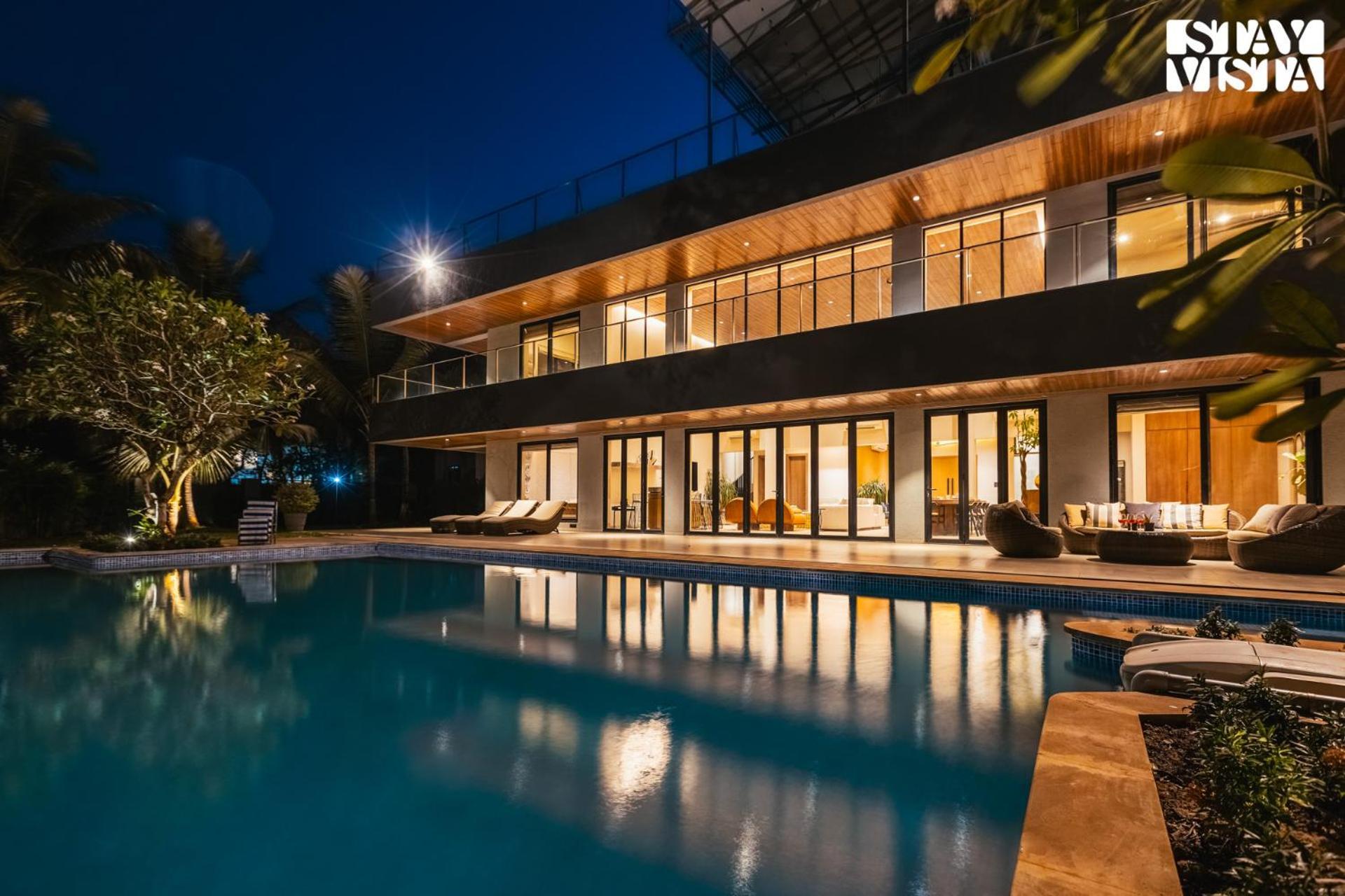 Reflection House By Stayvista With Pool, Terrace Bar, Indoor Games & Exquisite Interiors In A Nutshell Alībāg Ngoại thất bức ảnh